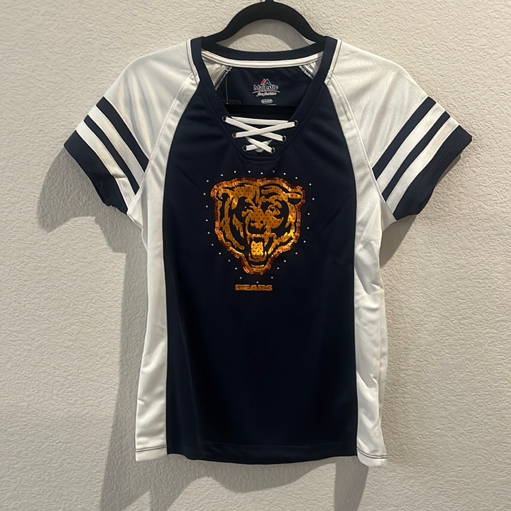 Women’s Chicago Bears White/Navy Blitz & Glam Lace-Up V-Neck Jersey T-Shirt.